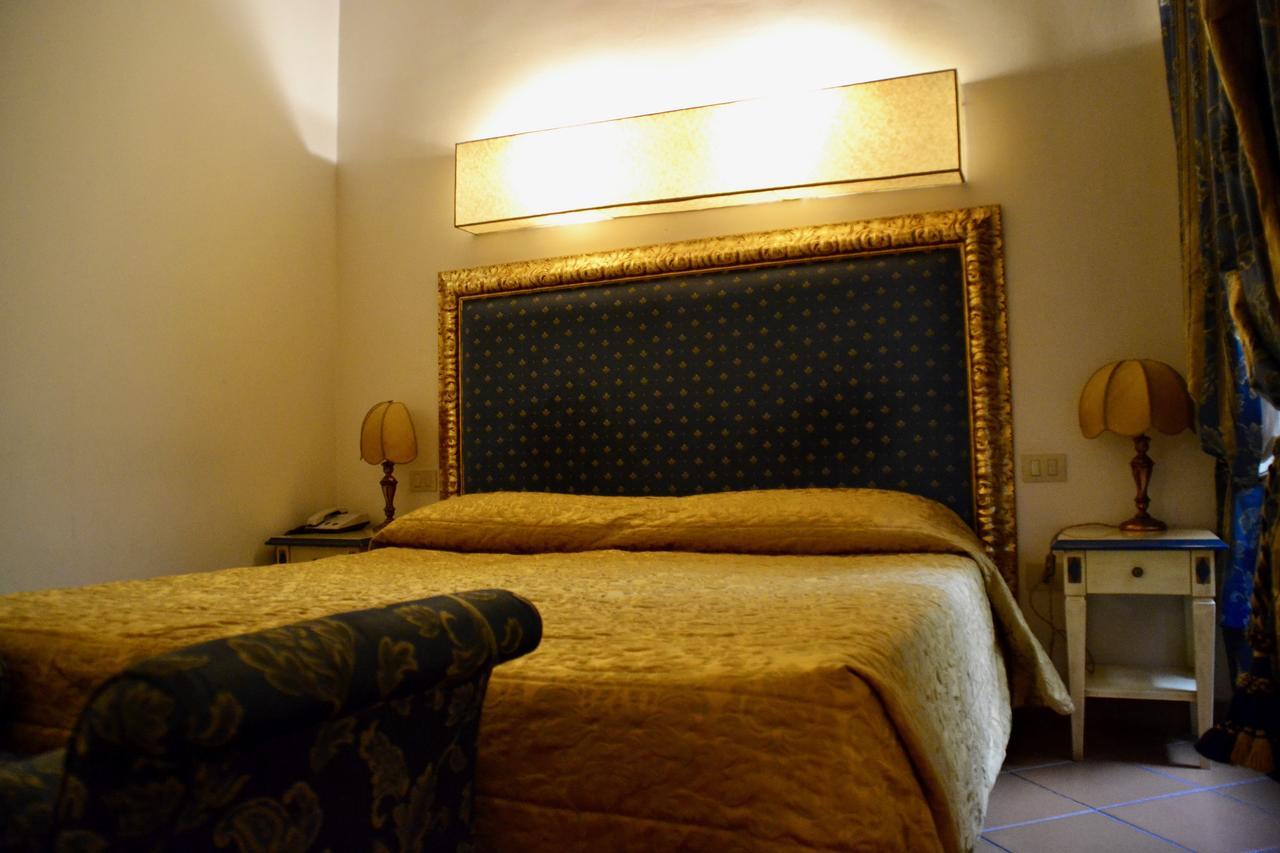 Italia 3*