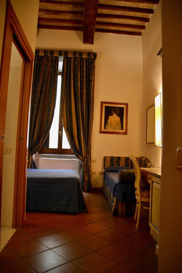 Hotel Italia 3*