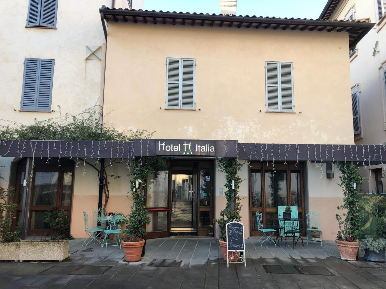 Hotel Italia 3*